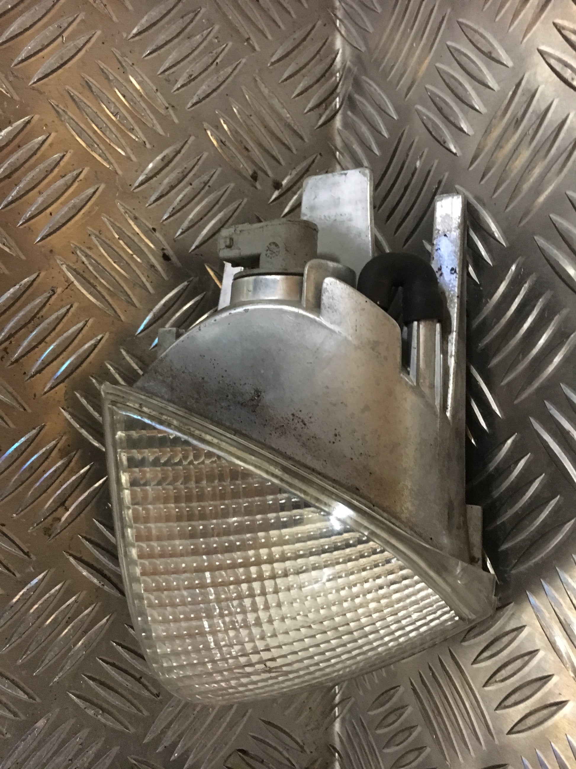 Citroen Jumpy Blinklygte For Med OEM Nr. Ophugger Fra Citroen Ophugger