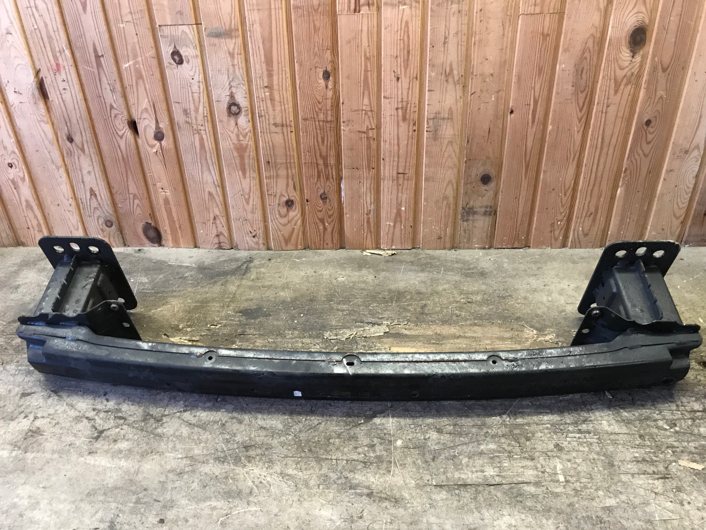 Ford Fiesta 6 Forkofanger Rå Med OEM Nr. 1458819 Fra Ford Ophugger