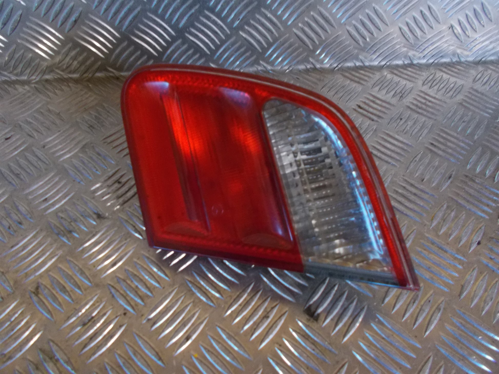 Mercedes E W210 Baglygte Med OEM Nr. Ophugger Fra Mercedes Ophugger