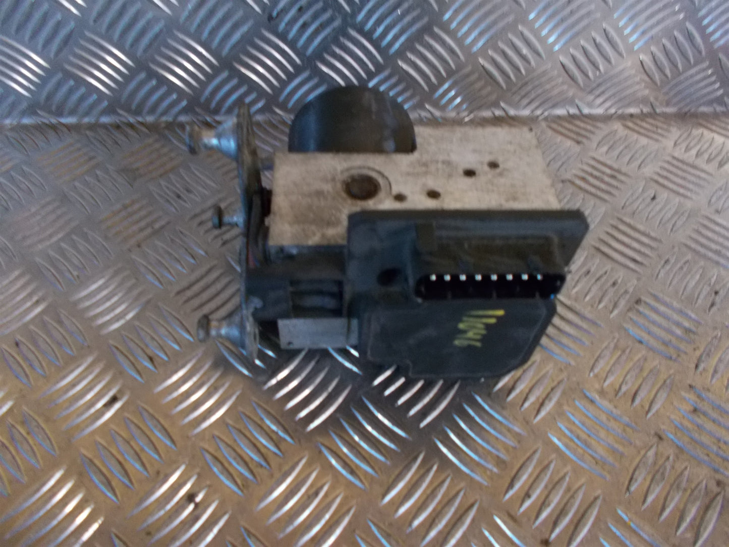 Mercedes E W210 ABS Pumpe Med OEM Nr. 0265202493 Fra Mercedes Ophugger