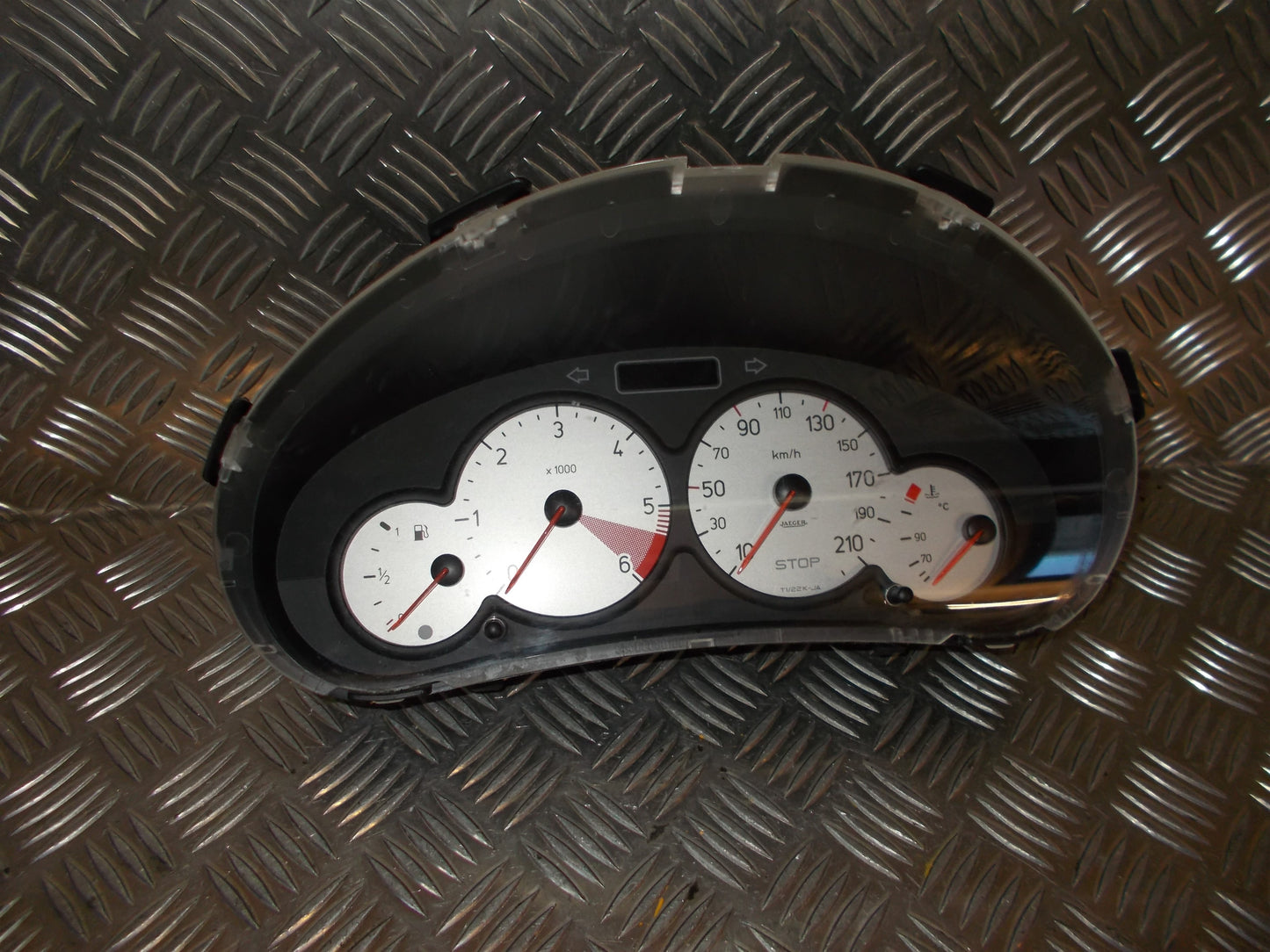 Peugeot 206 Speedometer - Instrument Med OEM Nr. 6106LJ Fra Peugeot Ophugger