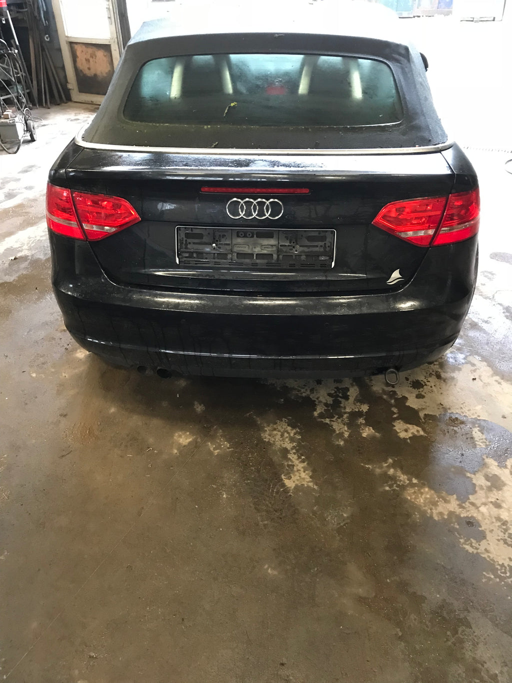 Audi A3 Pluk-Selv-Bil Med OEM Nr. TRUZZZ8P991012731 Fra Audi Ophugger