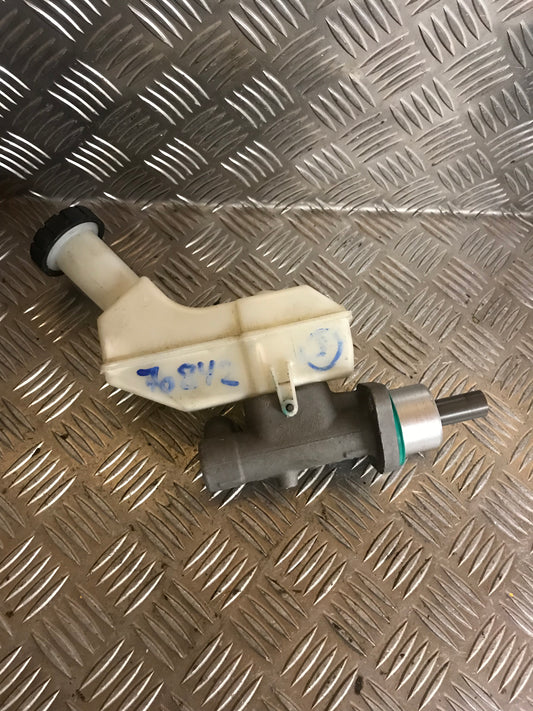 Nissan Note Bremsehovedcylinder Med OEM Nr. 8200129956C Fra Nissan Ophugger