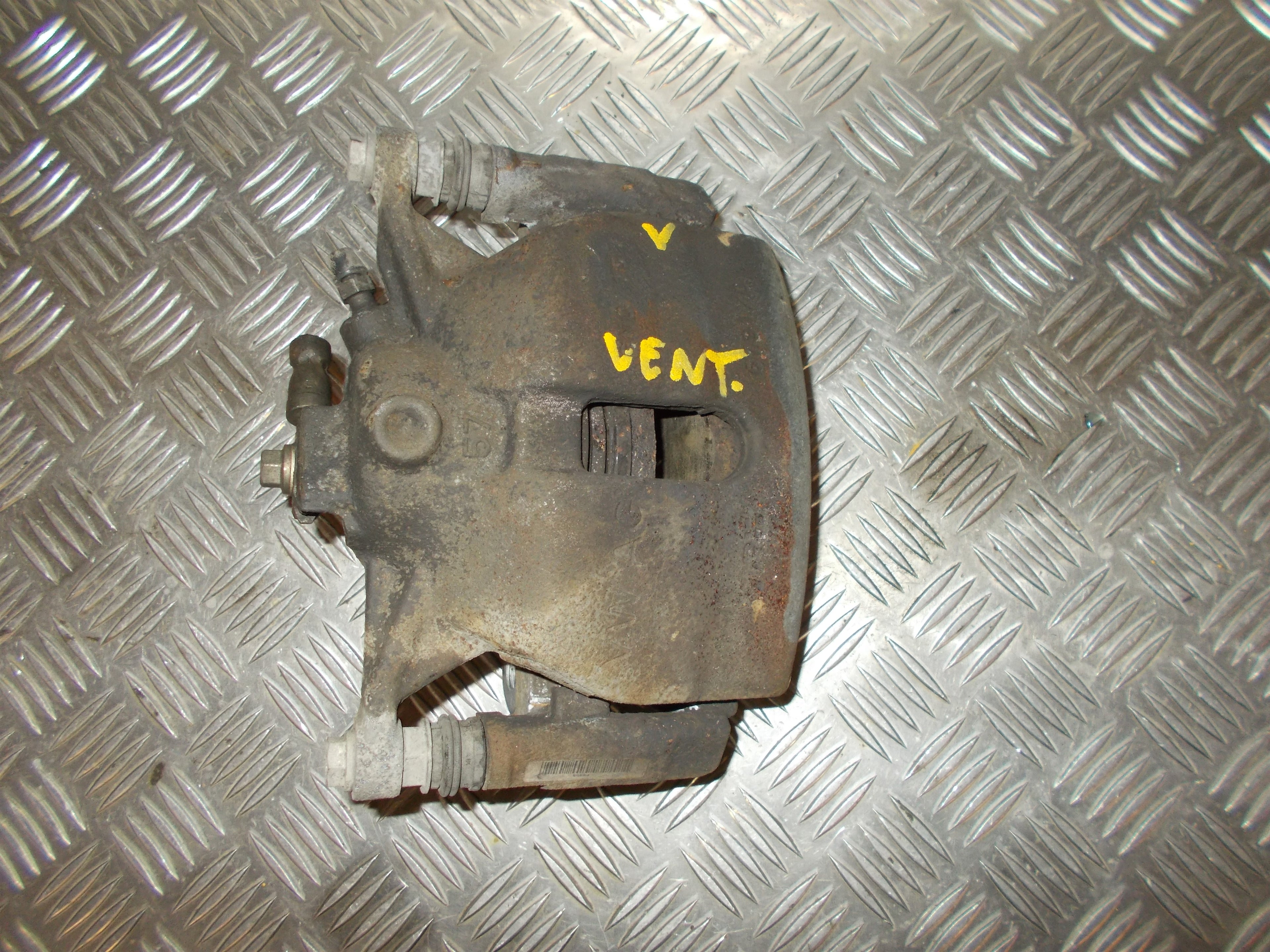 Skoda Octavia Bremsekaliber Vf Med OEM Nr. 8V0615123 Fra Skoda Ophugger