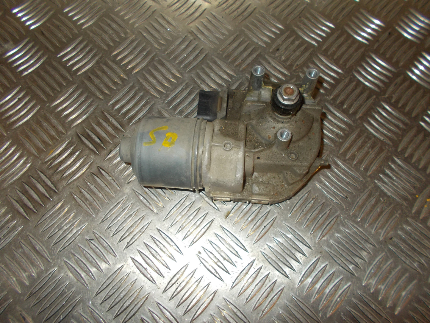 Skoda Octavia Viskermotor Med OEM Nr. 1397220650 Fra Skoda Ophugger