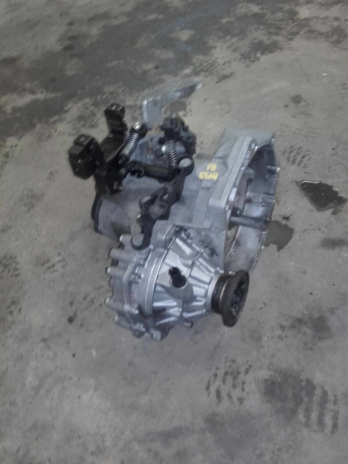 VW Polo 6R Gearkasse 5 Trin Med OEM Nr. 0CF300044D Fra VW Ophugger