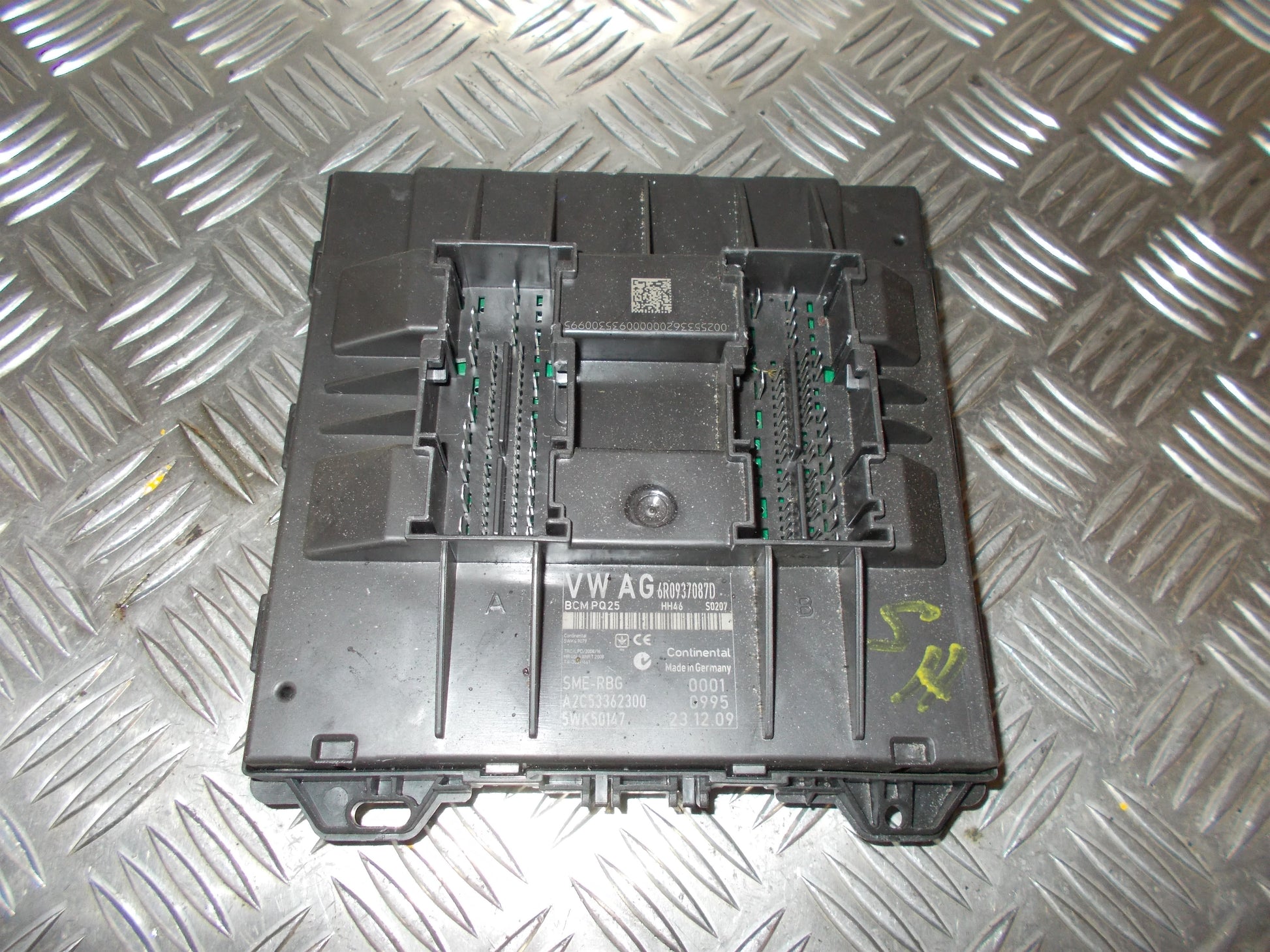 VW Polo 6R Bcm / Komfortkomputer Med OEM Nr. 6R0937087MZ29 Fra VW Ophugger