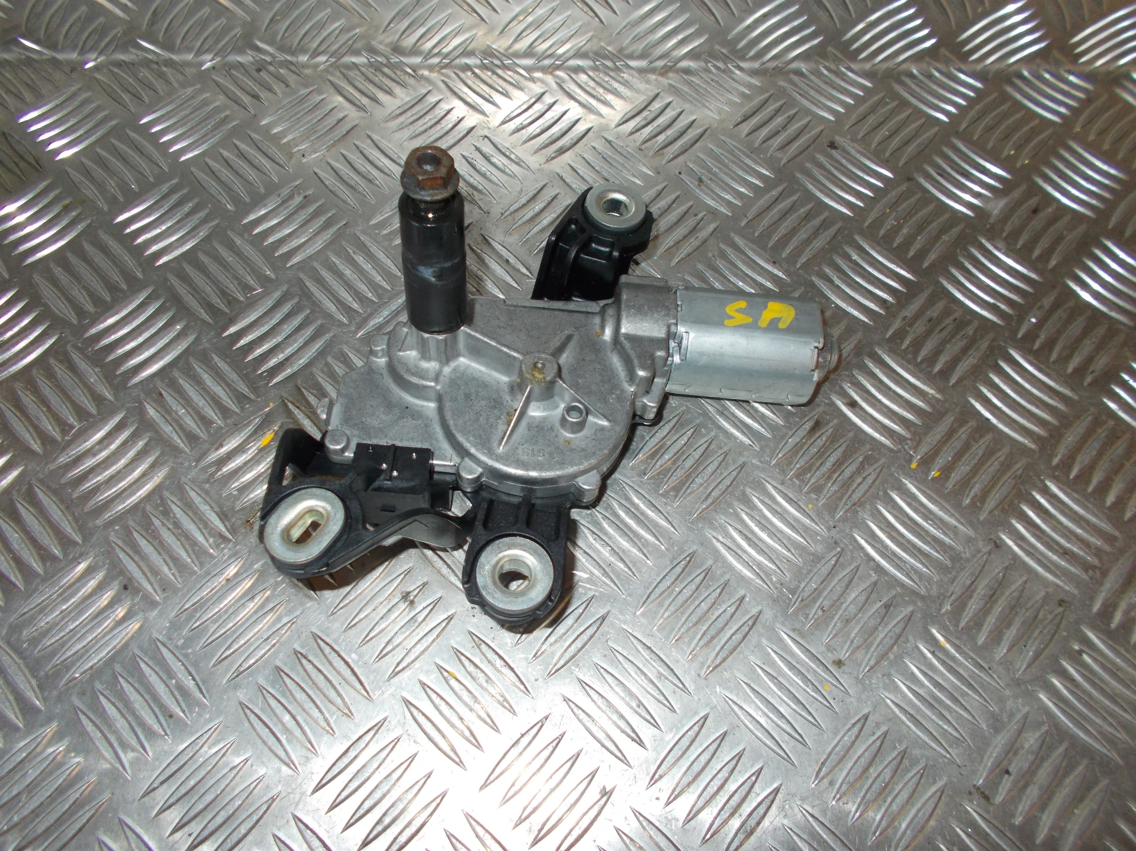 VW Polo 6R Bagrudevisker Motor Med OEM Nr. 5K6955711B Fra VW Ophugger
