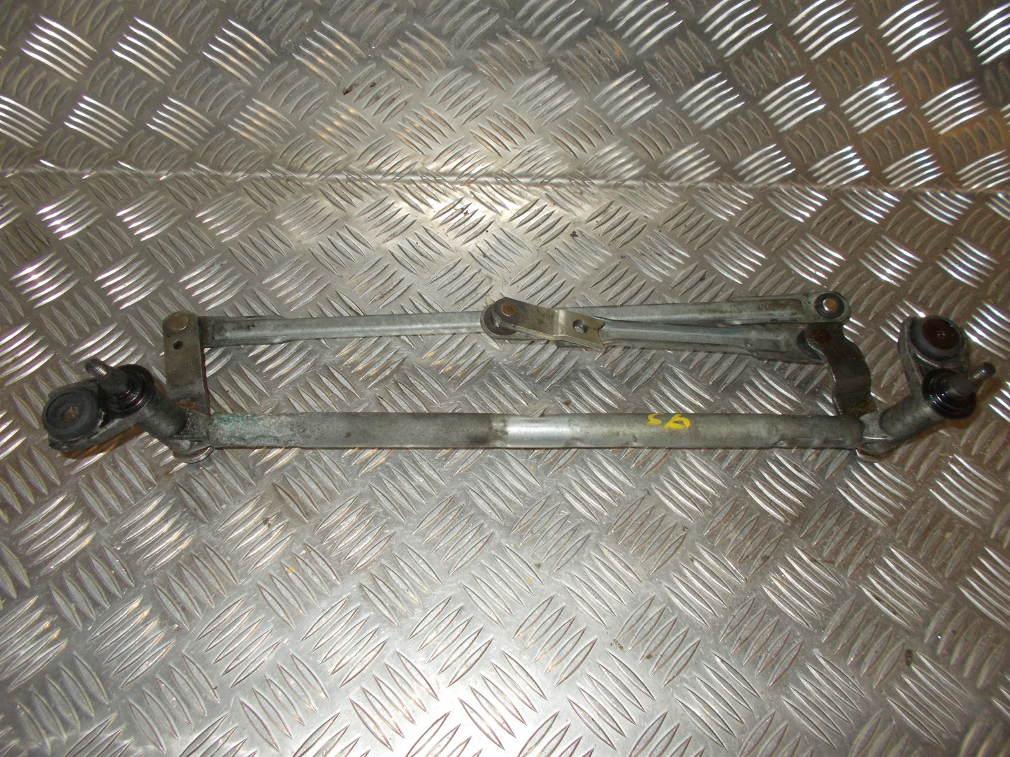 VW Polo 6R Viskertræk Med OEM Nr. 6R1955023 Fra VW Ophugger