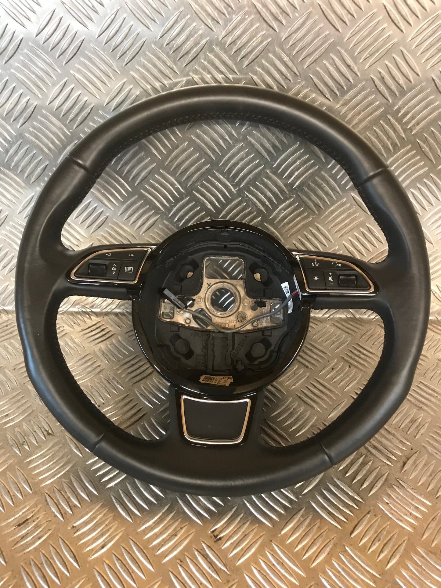 Audi A3 8V Rat Med OEM Nr. 8V0419091A Fra Audi Ophugger