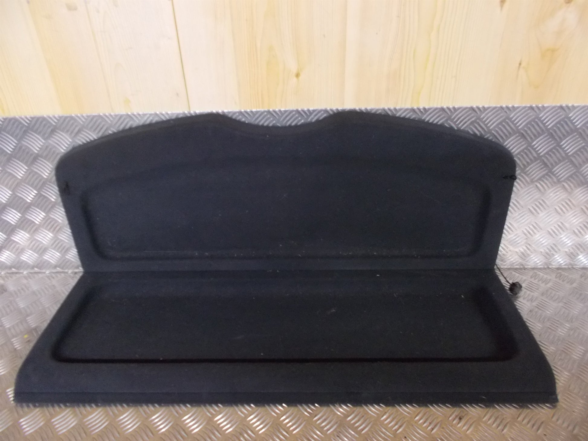 Skoda Octavia Baghylde/Hattehylde Med OEM Nr. 1Z5867769 Fra Skoda Ophugger