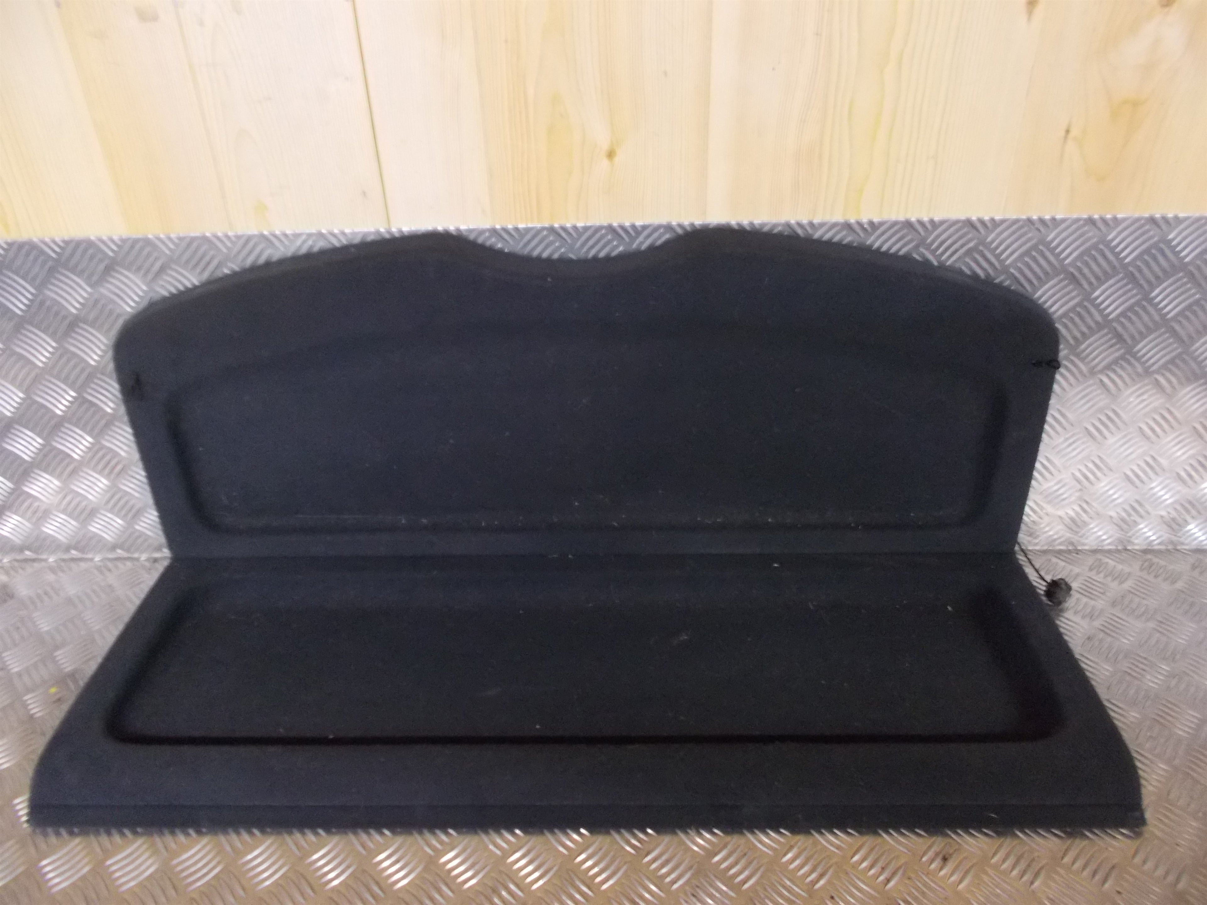 Skoda Octavia Baghylde/Hattehylde Med OEM Nr. 1Z5867769 Fra Skoda Ophugger