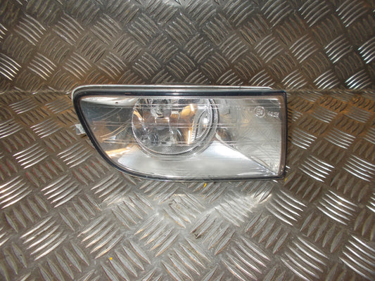 Skoda Octavia Tågelygte For Med OEM Nr. 1Z0941702 Fra Skoda Ophugger
