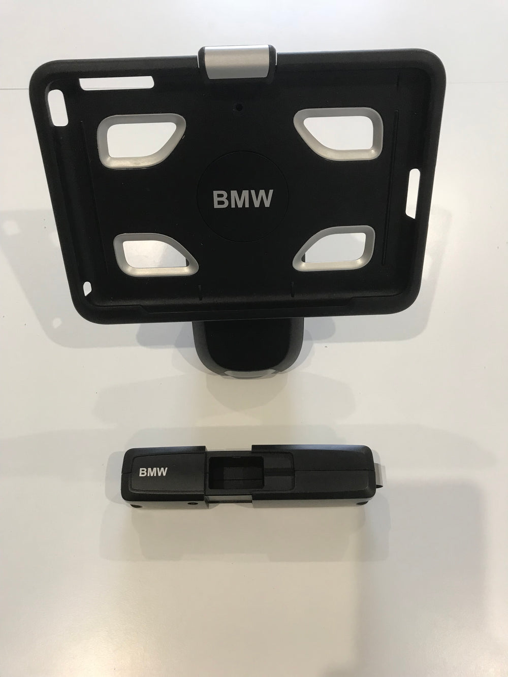 BMW 5-Serie F10/F11 Tilbehør Diverse Med OEM Nr. 51952349511 Fra BMW Ophugger