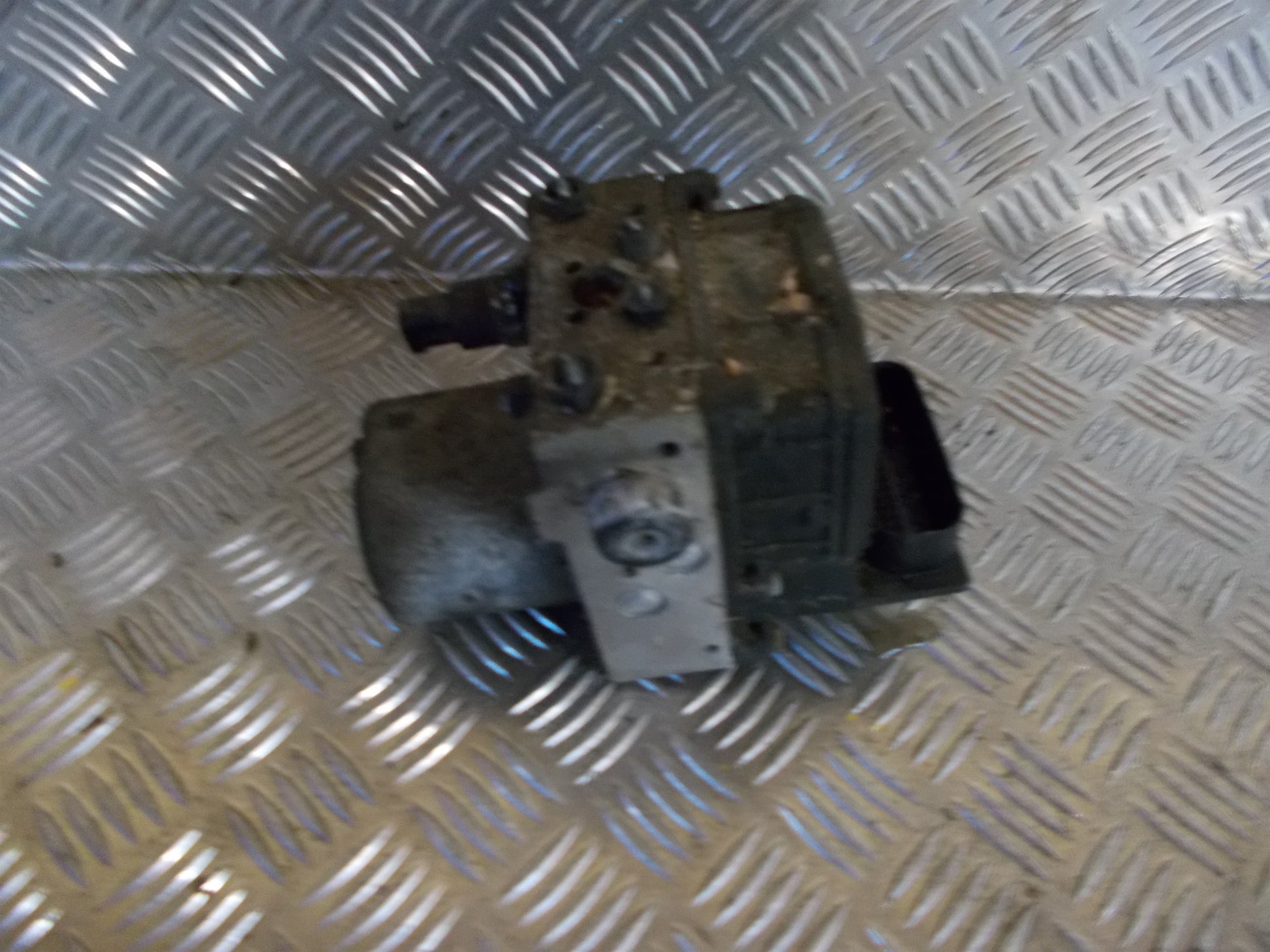 VW Passat 3B Abs Pumpe Med OEM Nr. 0265950055 Fra VW Ophugger