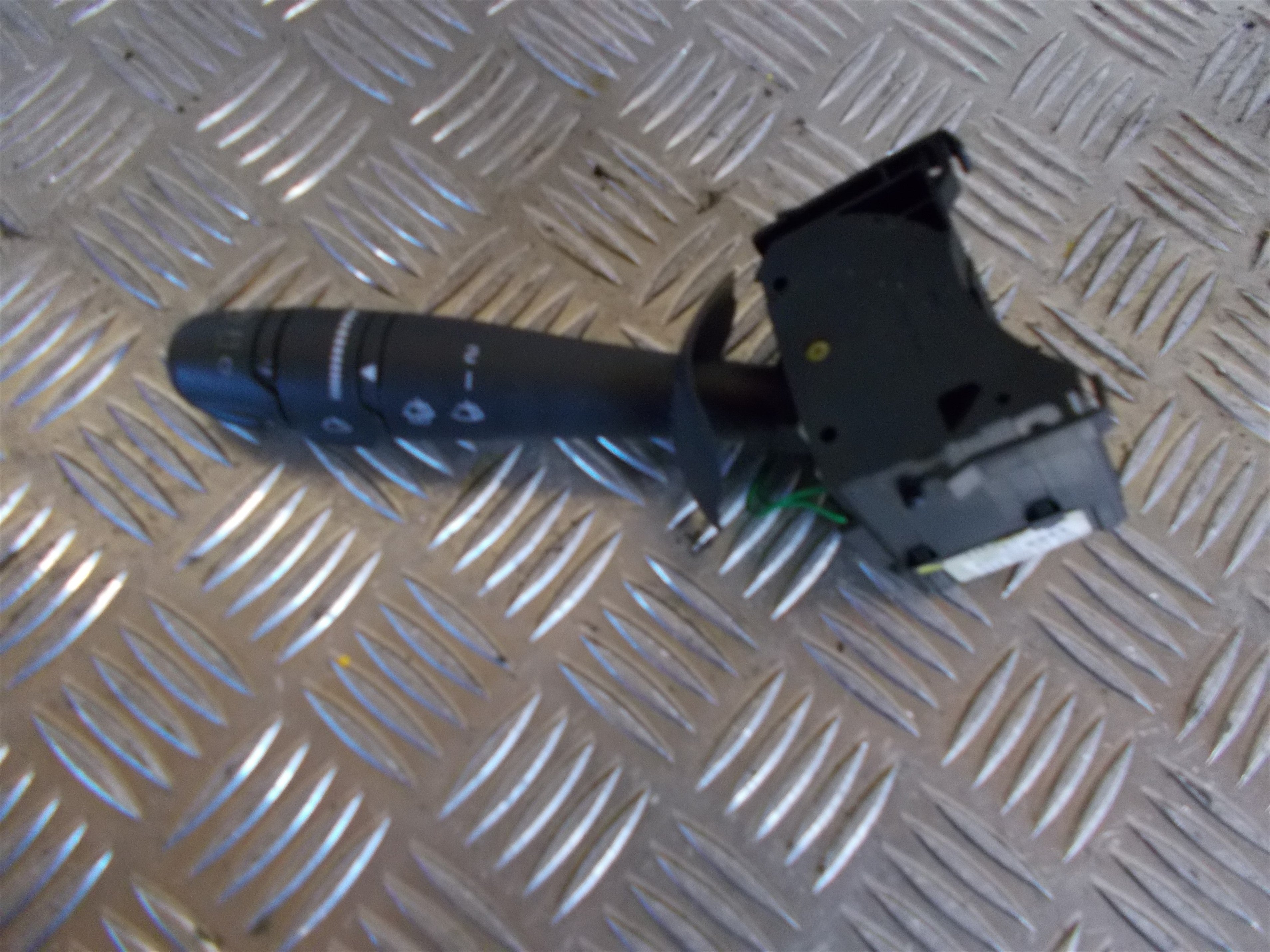 Renault Laguna 2 Kontakt Visker Med OEM Nr. Ophugger Fra Renault Ophugger