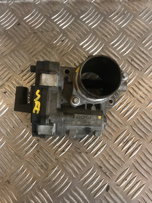 Opel Vectra C Spjældhus Med OEM Nr. 55199975 Fra Opel Ophugger