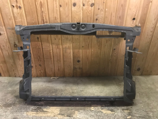 Skoda Octavia Frontkasse Med OEM Nr. 1Z0805591F Fra Skoda Ophugger