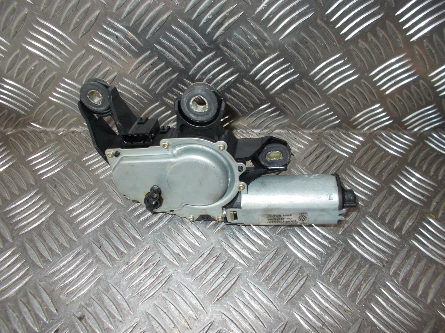 VW Polo Facel. 6N Bagrudevisker Motor Med OEM Nr. 6X0955711D Fra VW Ophugger