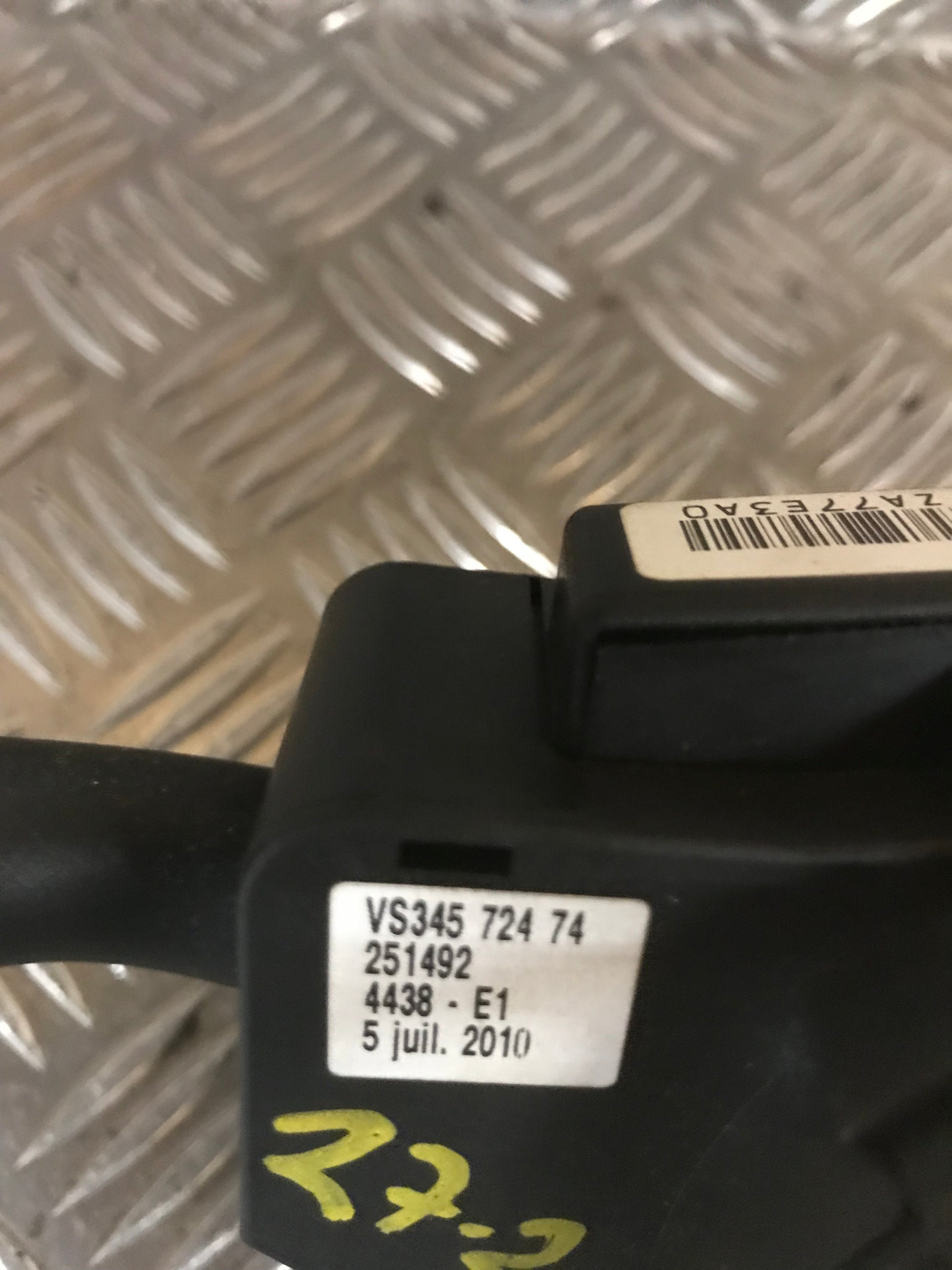 Peugeot 206 Kontakt Combi Med OEM Nr. 4438E1 Fra Peugeot Ophugger