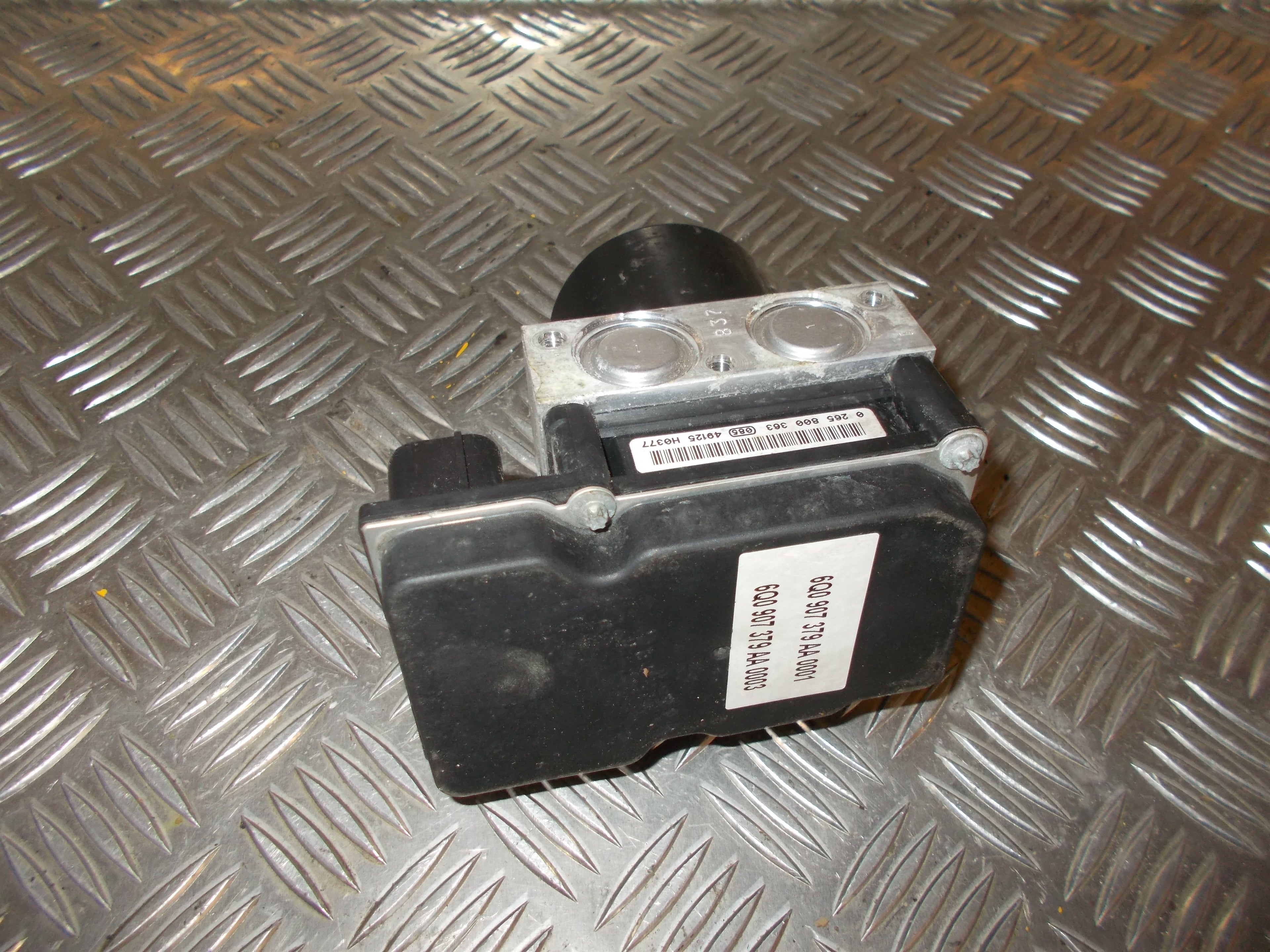 Skoda Fabia ABS Pumpe Med OEM Nr. 0265231426 Fra Skoda Ophugger