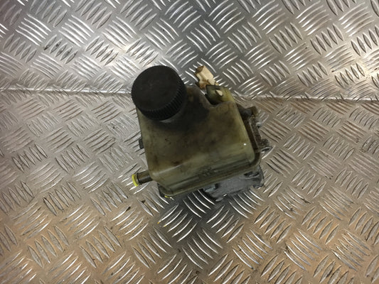 Mazda 5 Servopumpe Med OEM Nr. Ophugger Fra Mazda Ophugger