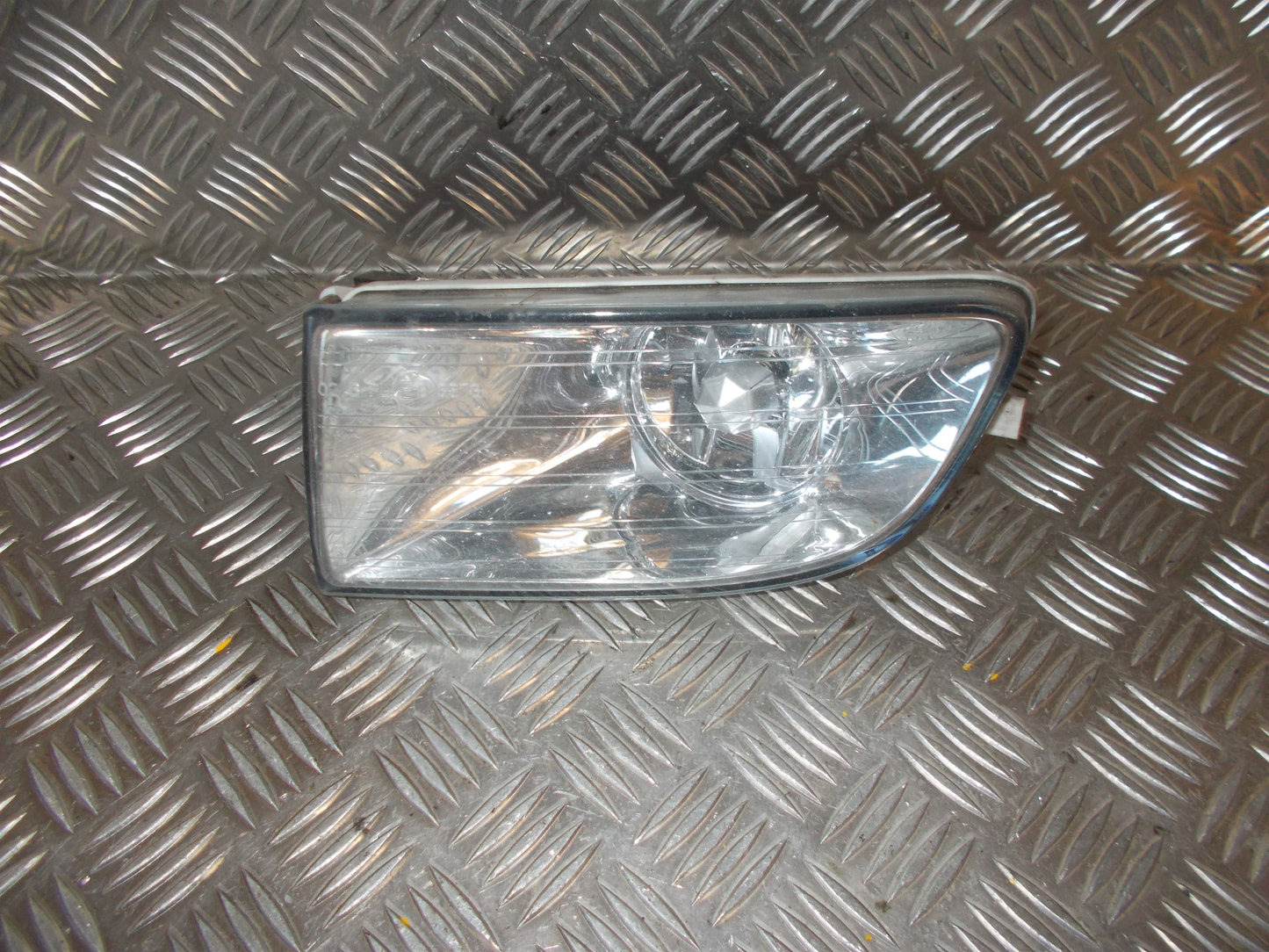 Skoda Octavia Tågelygte For Med OEM Nr. 1Z0941690 Fra Skoda Ophugger