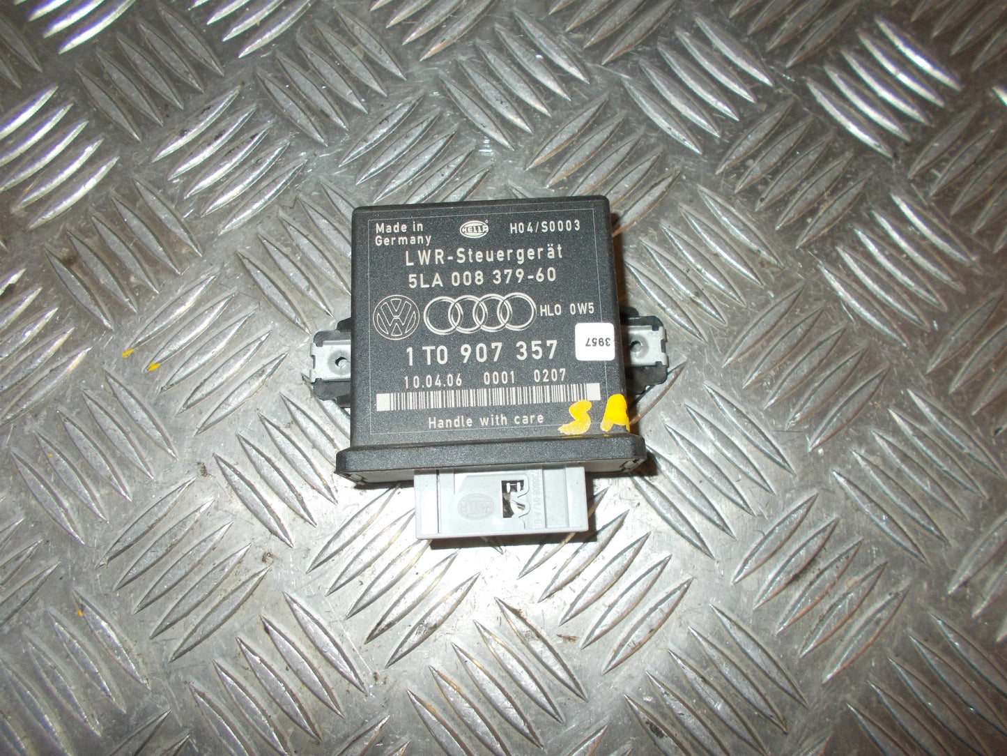 Skoda Octavia Relæ Diverse Med OEM Nr. 1T0907357 Fra Skoda Ophugger