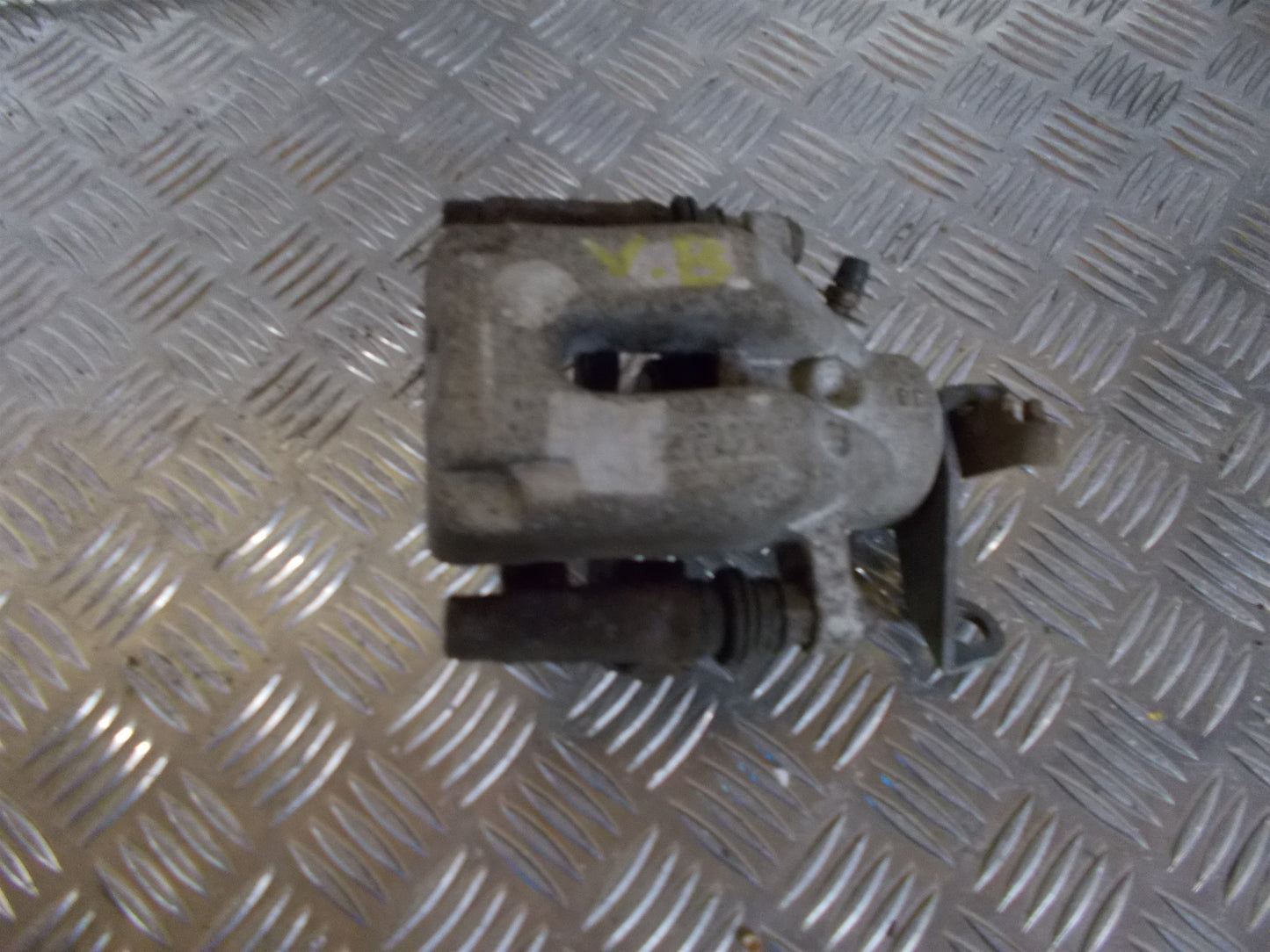 Peugeot Partner Bremsekaliber HB Med OEM Nr. 4400R3 Fra Peugeot Ophugger