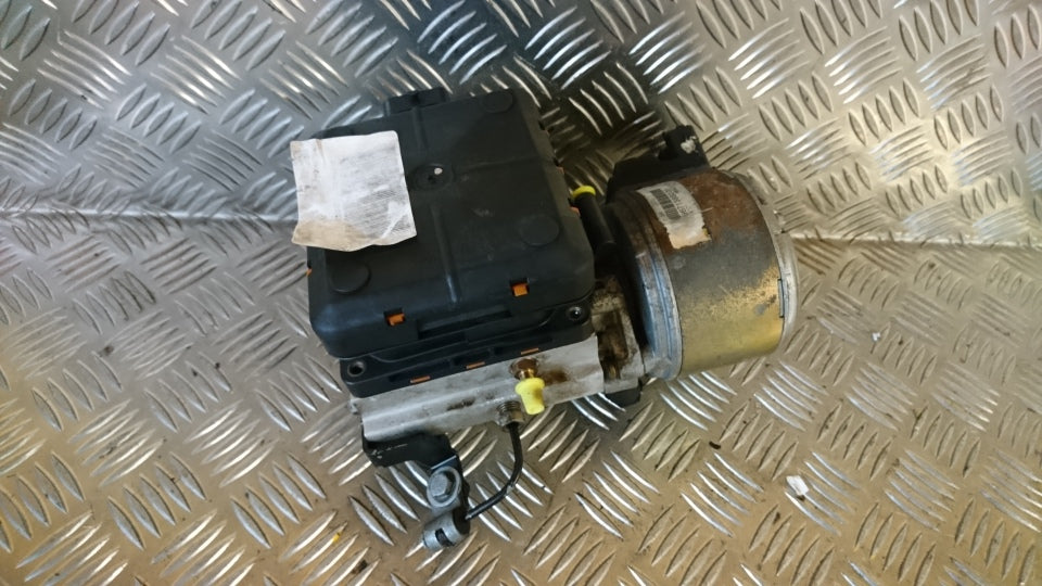 Citroen C5 Niveaureg. Pumpe Med OEM Nr. 9636713880 Fra Citroen Ophugger