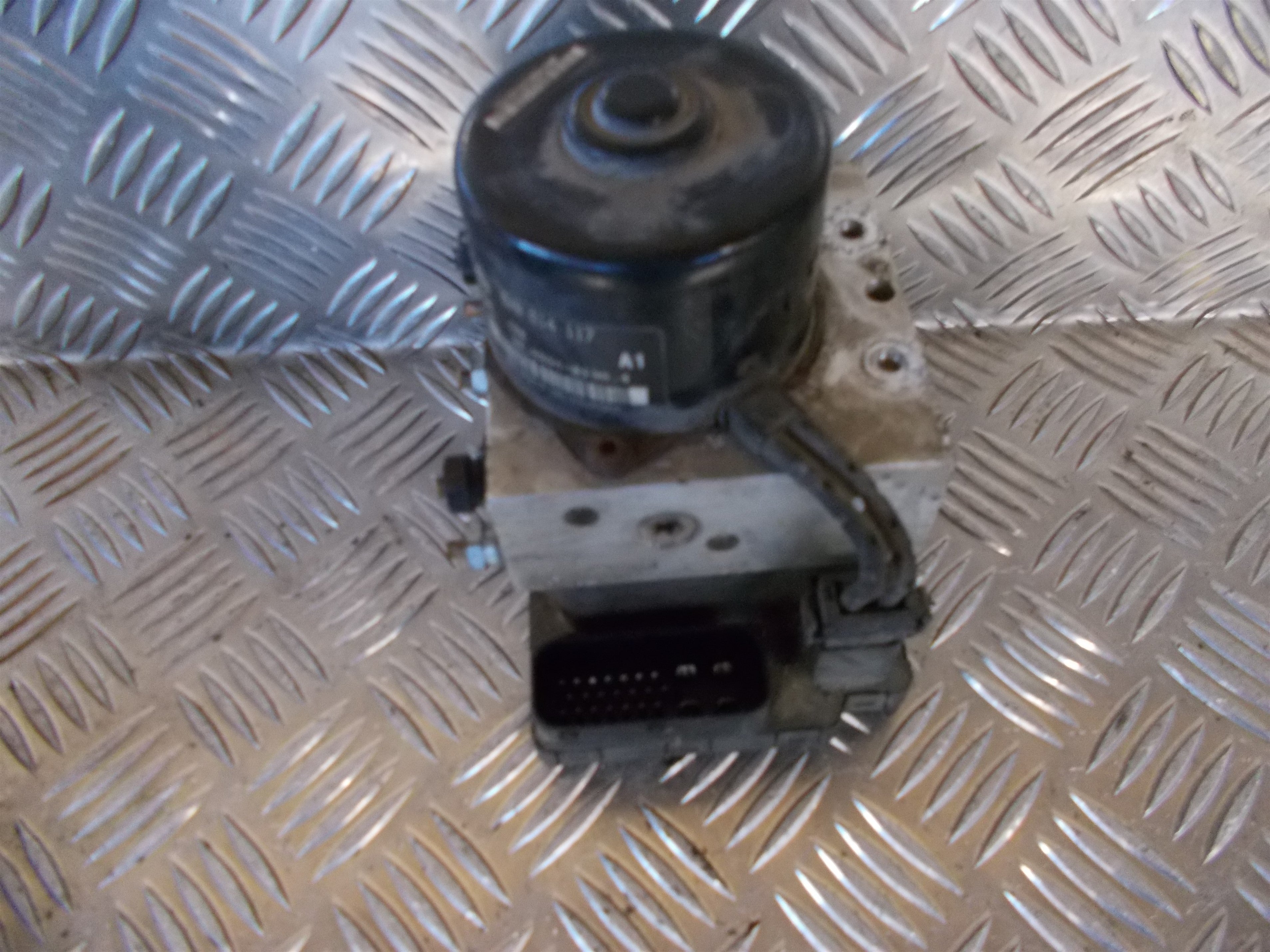 Seat Cordoba ABS Pumpe Med OEM Nr. 6X0614117 Fra Seat Ophugger