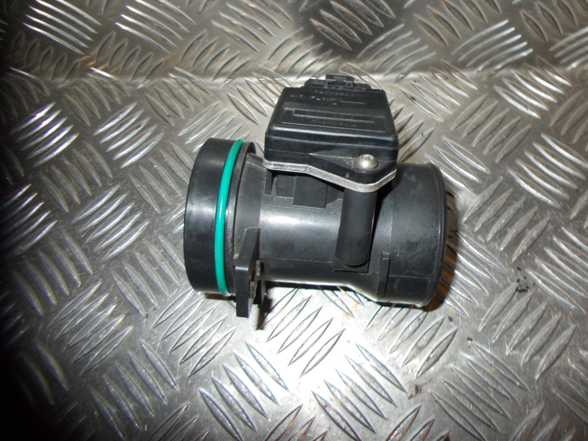 Ford Focus Luftmængdemåler Med OEM Nr. 722184050 Fra Ford Ophugger