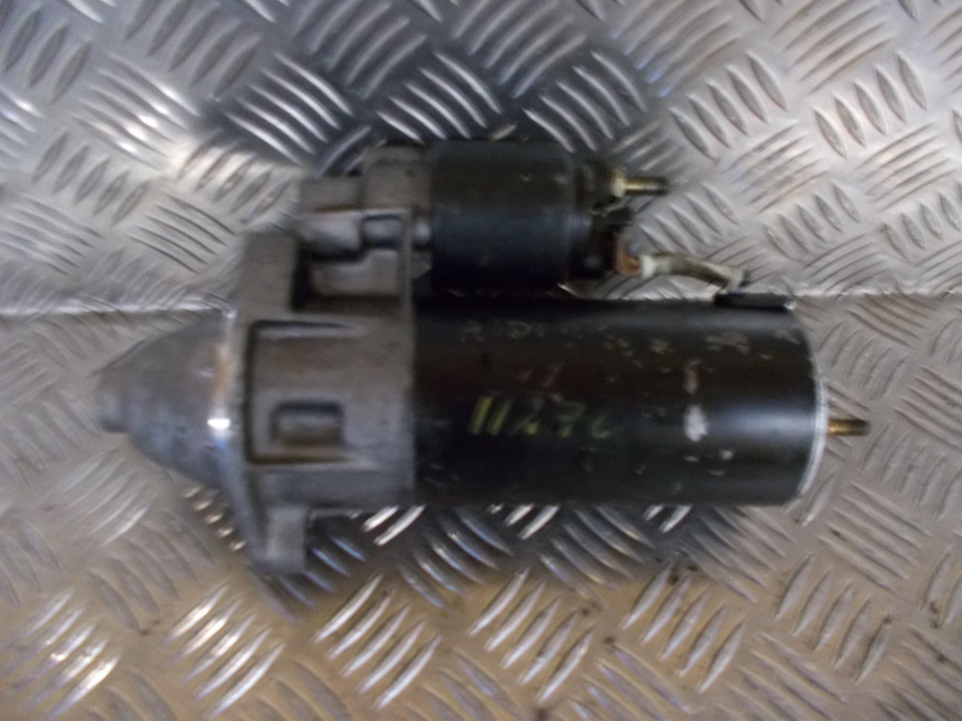 Audi A4 8D Starter Med OEM Nr. 0001110122 Fra Audi Ophugger