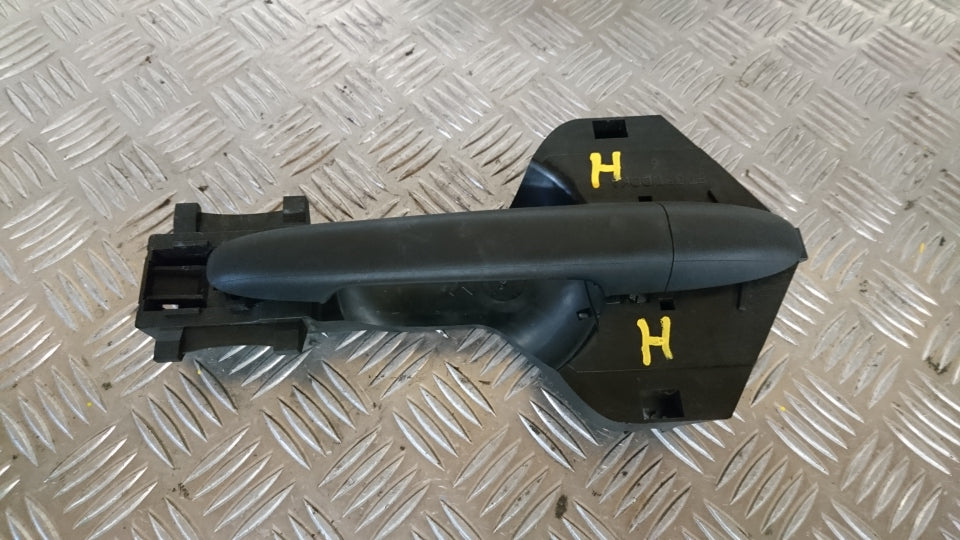 Mercedes Sprinter W906 Håndtag Udvendig Med OEM Nr. 9067601034 Fra Mercedes Ophugger