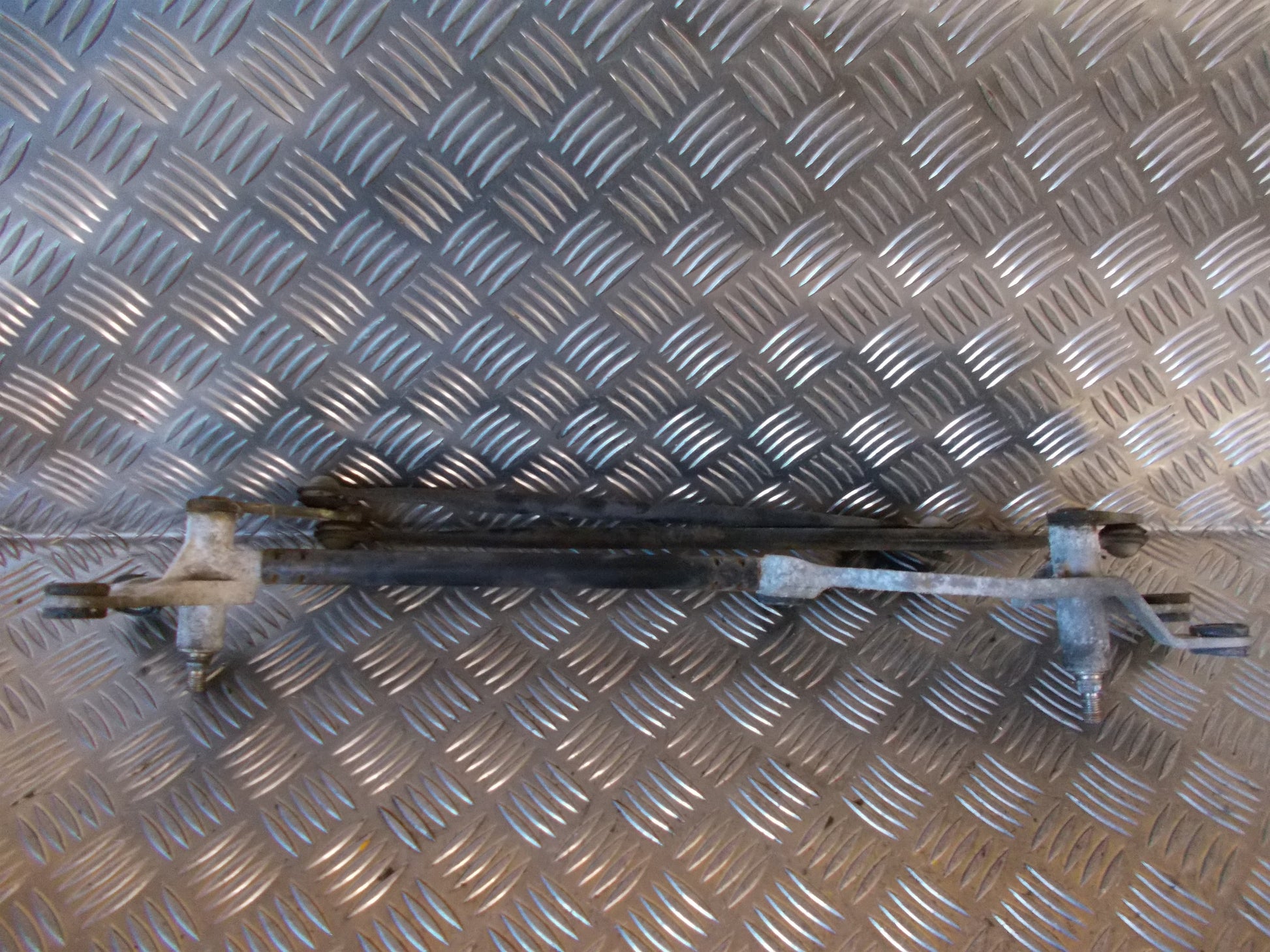 Citroen Jumpy Viskertræk Med OEM Nr. Ophugger Fra Citroen Ophugger