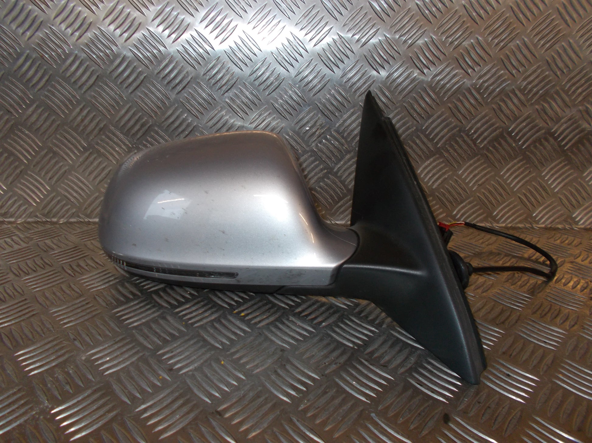 Audi Q3 8U Sidespejl Med OEM Nr. 6BENISTIK Fra Audi Ophugger