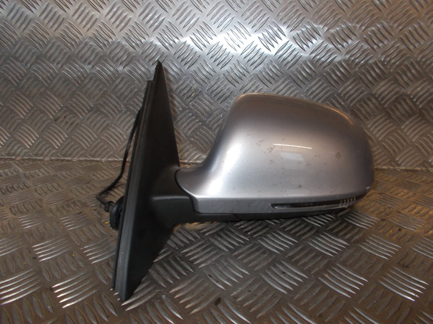 Audi Q3 8U Sidespejl Med OEM Nr. 6BENISTIK Fra Audi Ophugger