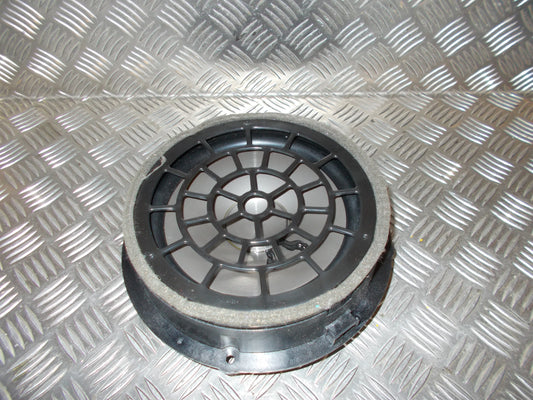 Audi Q3 8U Højttaler Med OEM Nr. 8U0035415B Fra Audi Ophugger