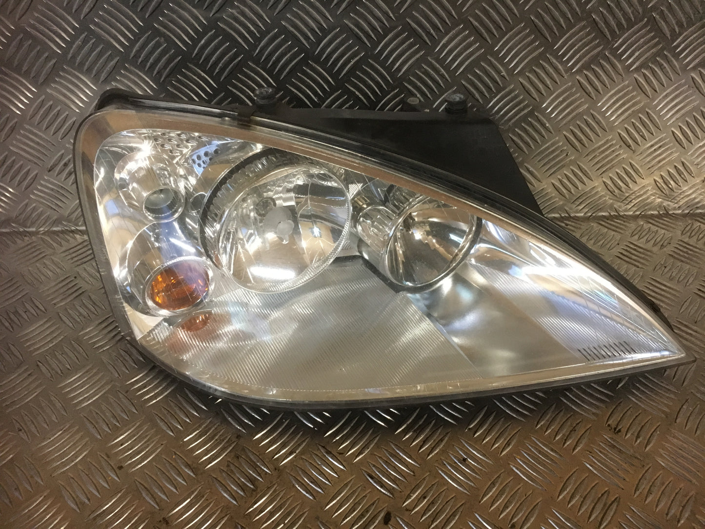 Ford Galaxy Forlygte Med OEM Nr. 7M5941016N Fra Ford Ophugger