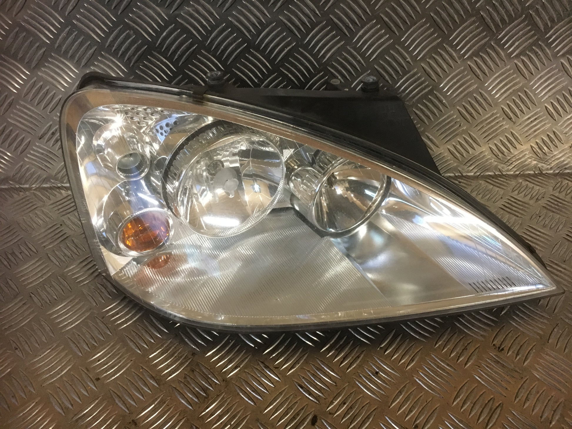 Ford Galaxy Forlygte Med OEM Nr. 7M5941016N Fra Ford Ophugger