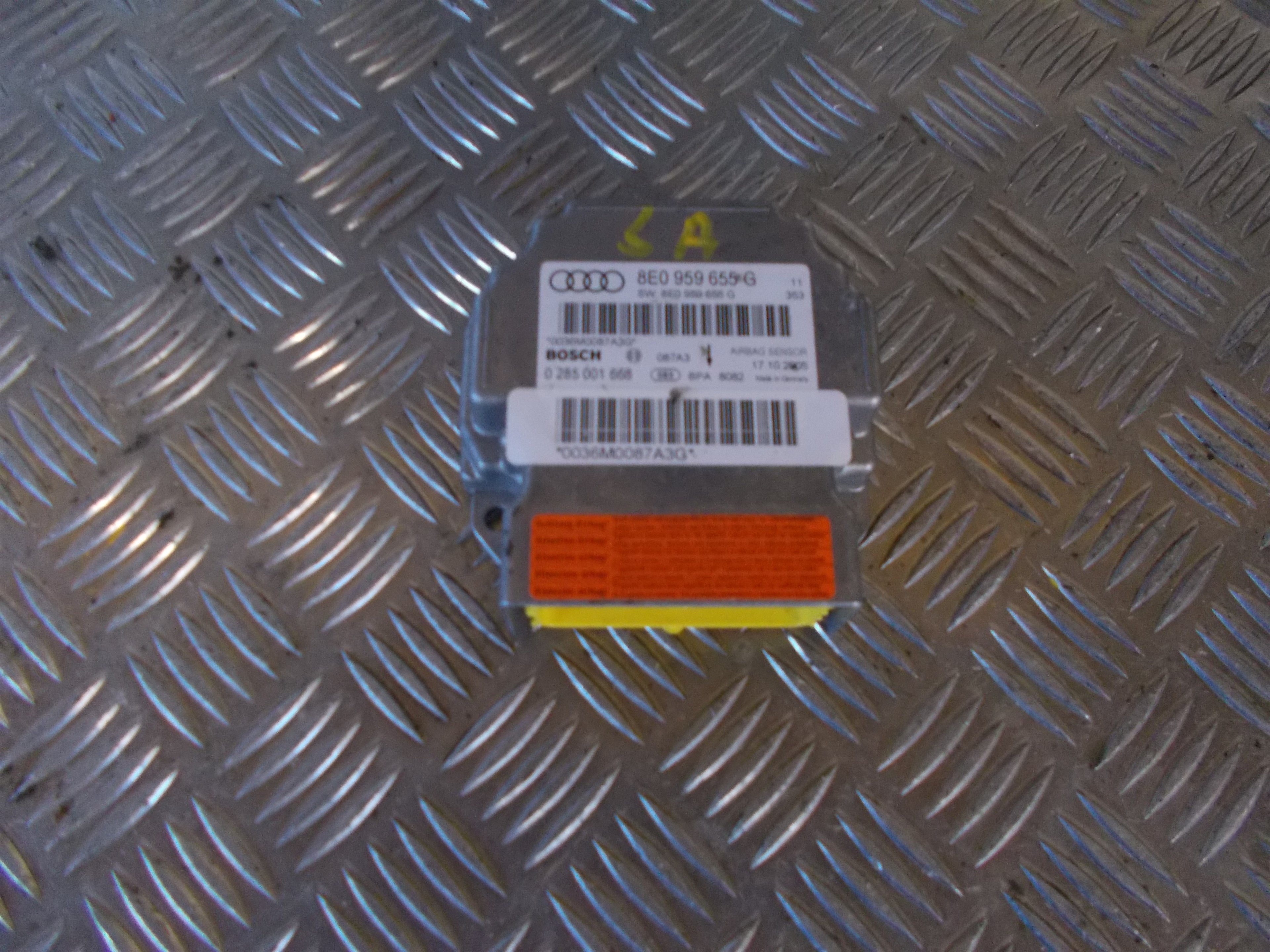 Audi A4 Airbag Elboks Med OEM Nr. 8E0959655G Fra Audi Ophugger