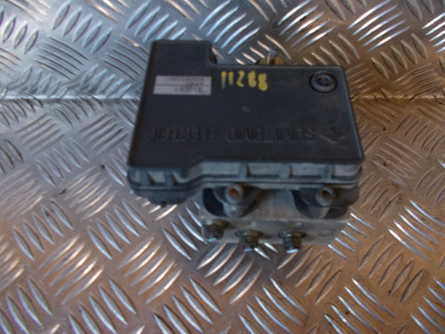 Suzuki Grand Vitara ABS Pumpe Med OEM Nr. 5610065D21 Fra Suzuki Ophugger