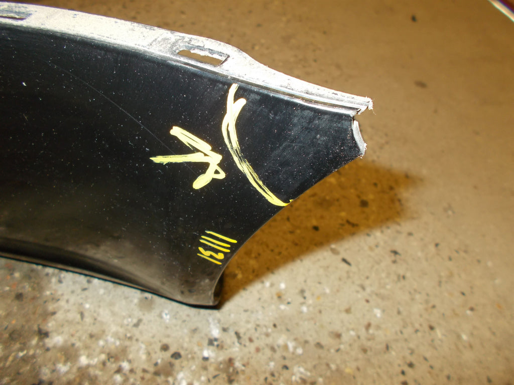 Audi A4 Bagkofanger Med OEM Nr. 8E9807303 Fra Audi Ophugger