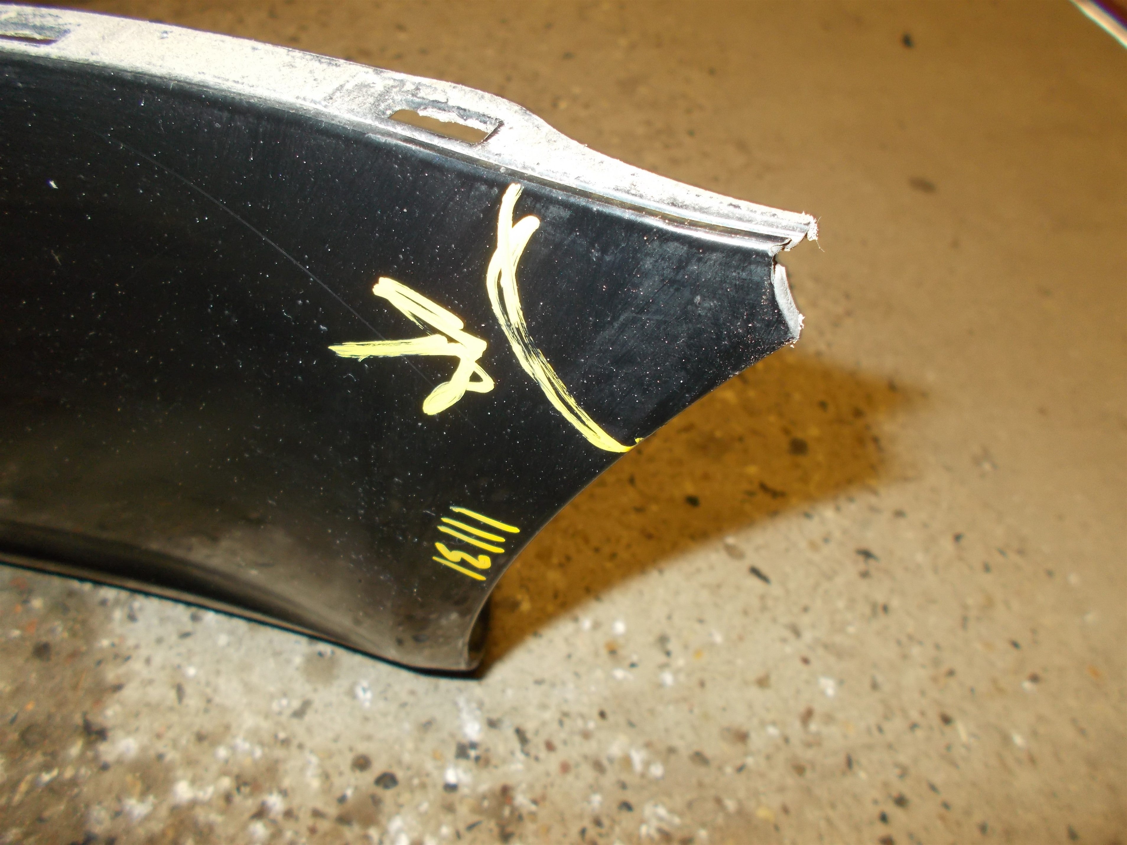 Audi A4 Bagkofanger Med OEM Nr. 8E9807303 Fra Audi Ophugger