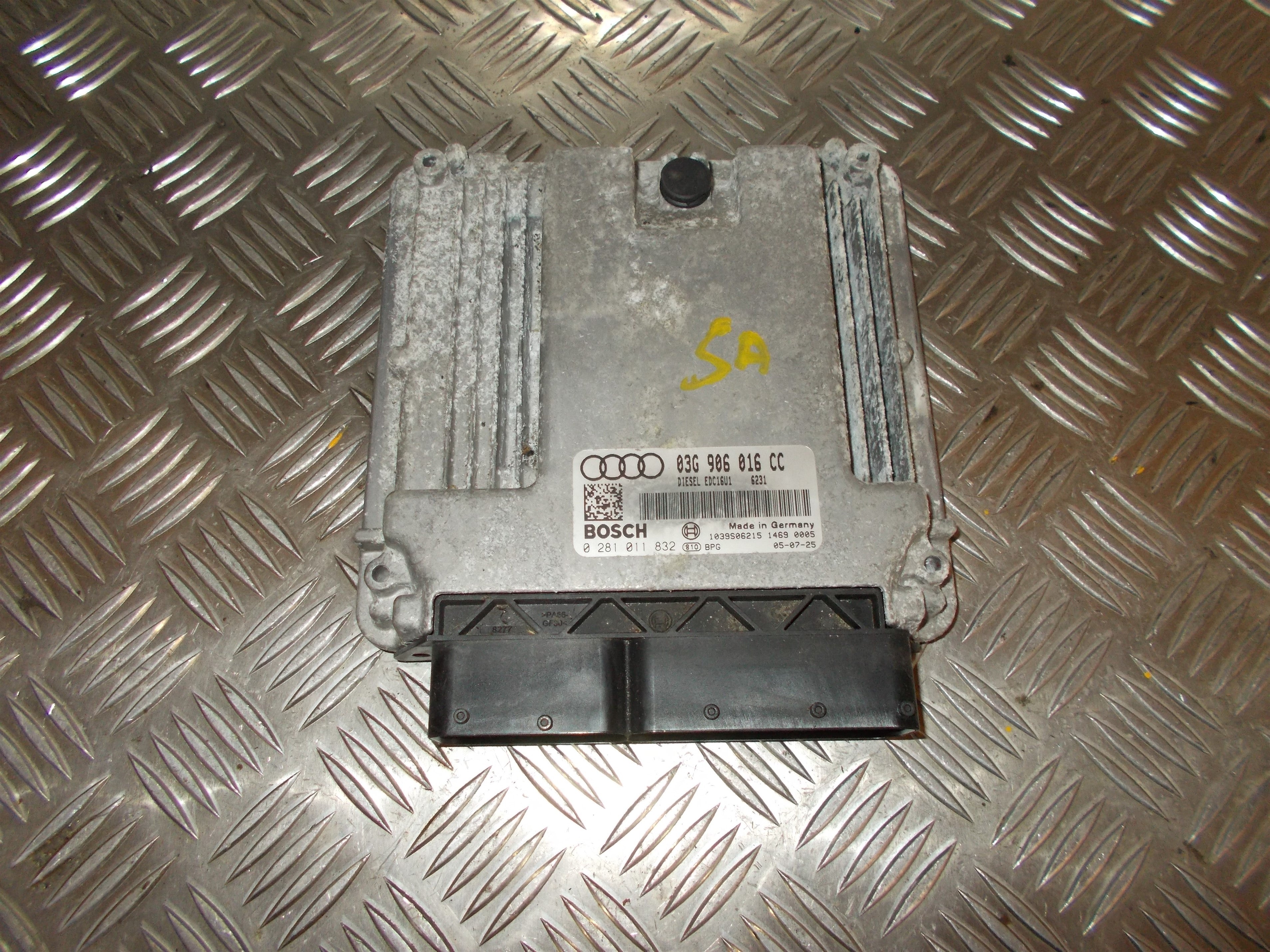 Audi A3 Motorstyring - Motorstyreboks - Injection Elboks Med OEM Nr. 03G906016CC Fra Audi Ophugger
