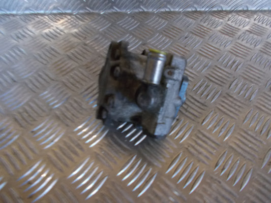 Audi A6 4B Vacuumpumpe Med OEM Nr. Ophugger Fra Audi Ophugger