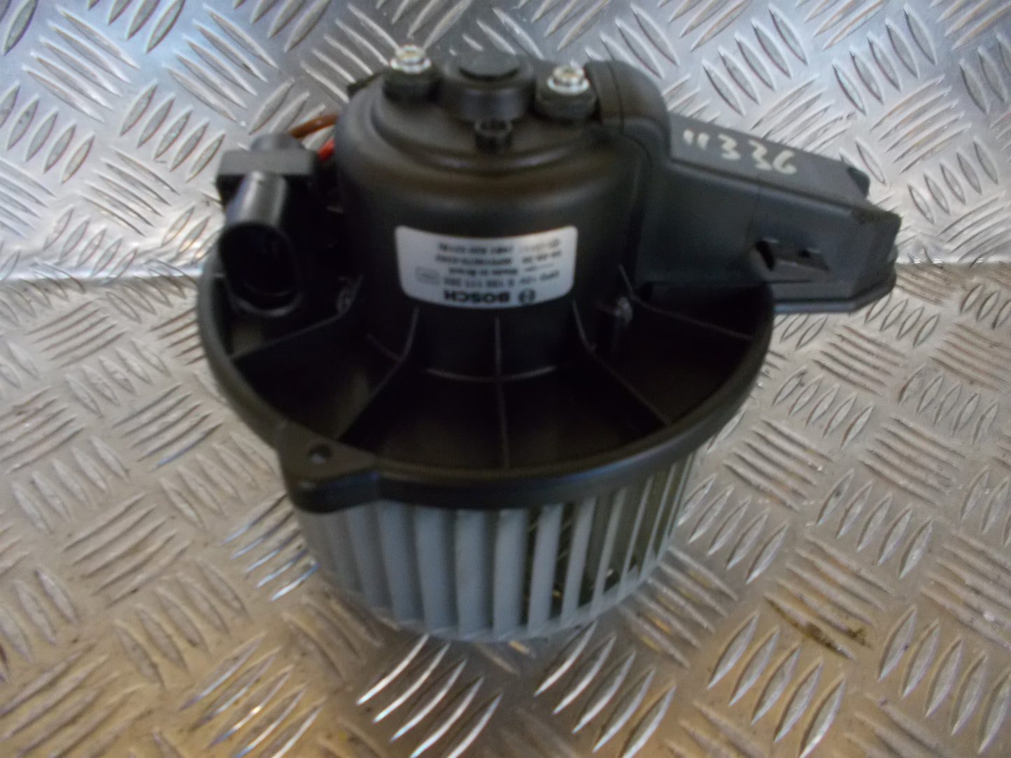 Audi A6 4B Varmeblæser Med OEM Nr. Ophugger Fra Audi Ophugger