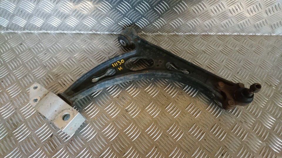 Skoda Octavia Bærearm F.N. H Med OEM Nr. 1K0407152T Fra Skoda Ophugger