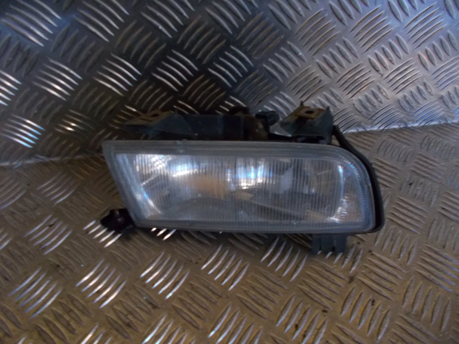 Saab 9‑5 Tågelygte For Med OEM Nr. Ophugger Fra Saab Ophugger