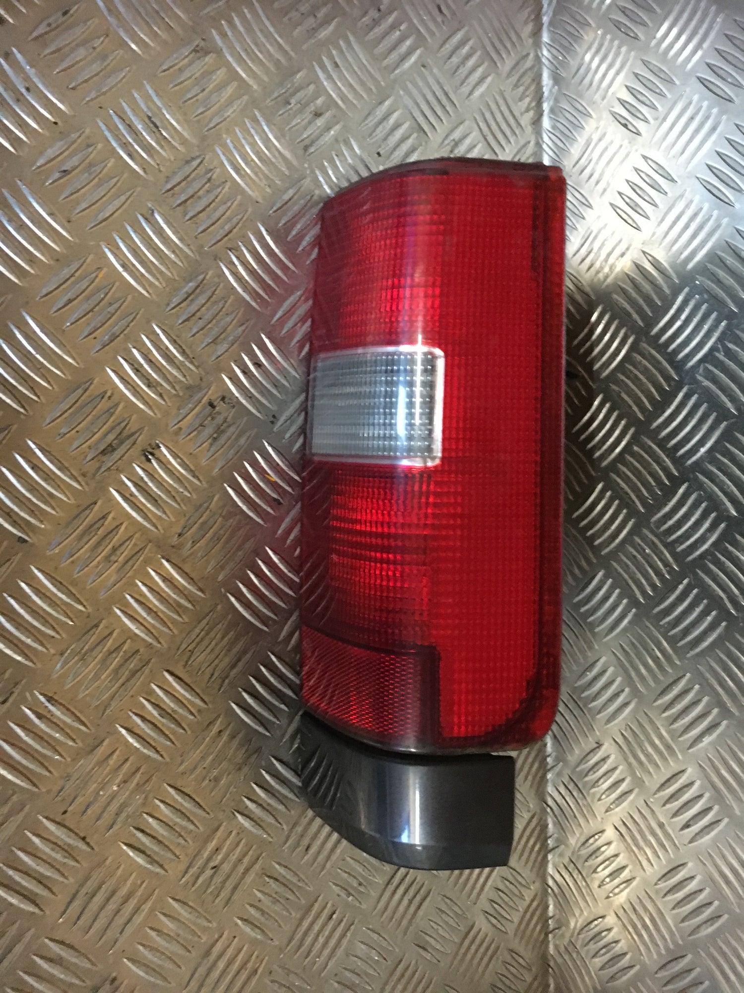 Volvo 850 Baglygte Med OEM Nr. Ophugger Fra Volvo Ophugger